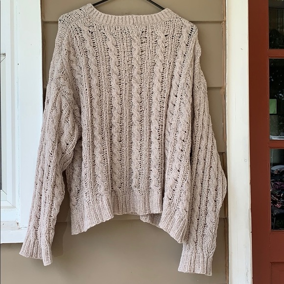 American Eagle sweater - Picture 2 of 3